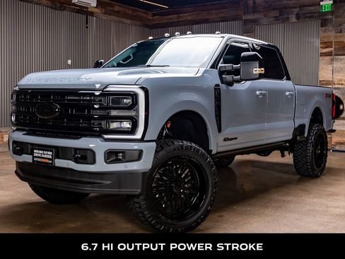 Used 2026 Ford F250 Platinum AWD/4WD image 5