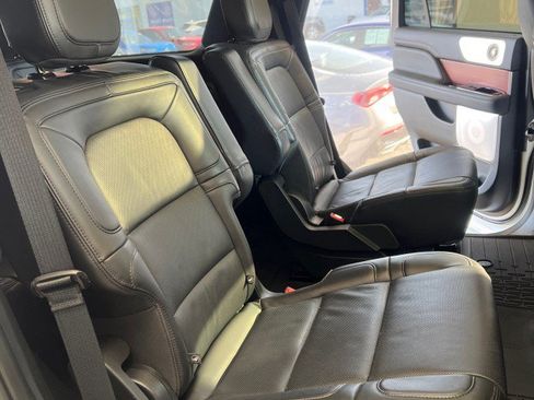Used 2024 Lincoln Navigator Reserve AWD/4WD image 13