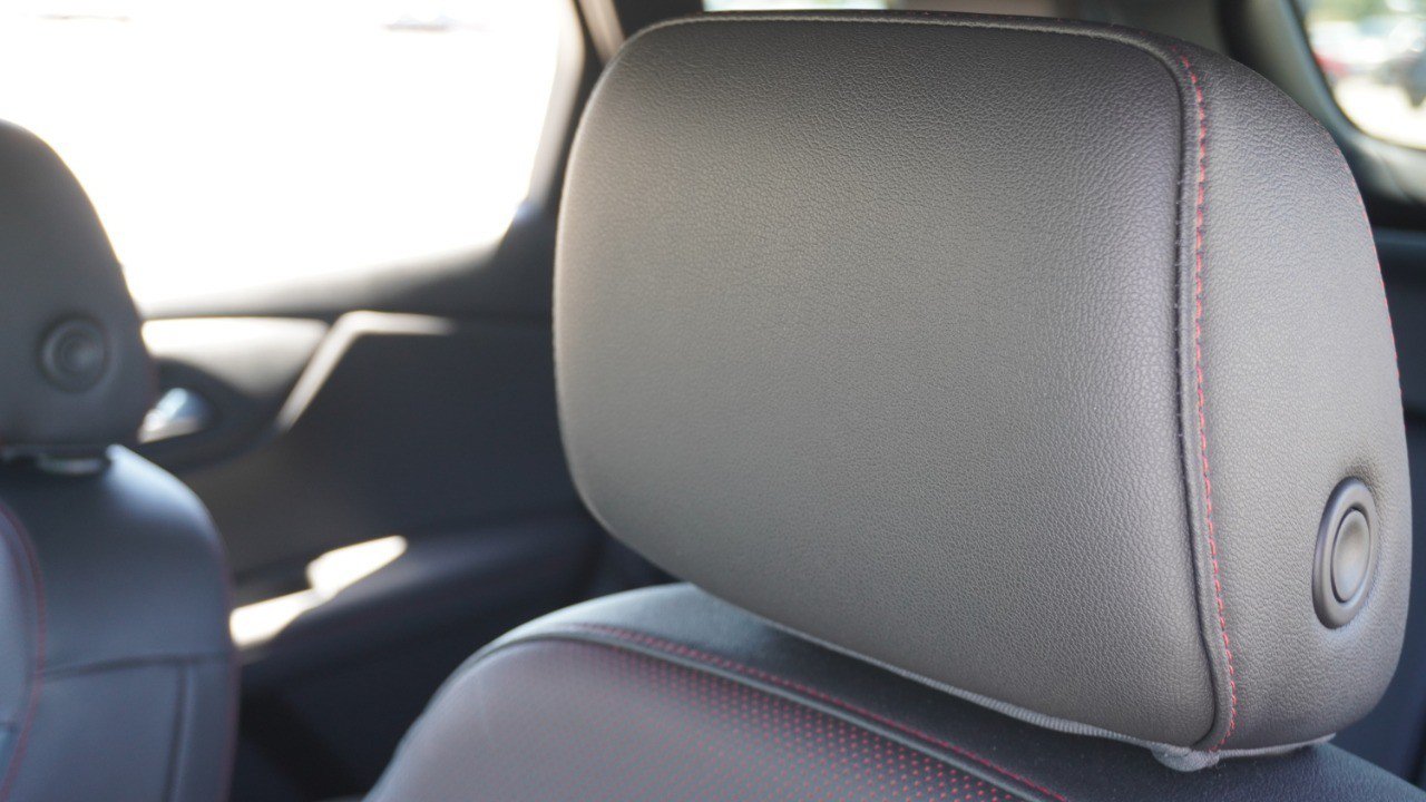 Used 2022 Chevrolet Blazer RS w/ Enhanced Convenience Package FWD image 24