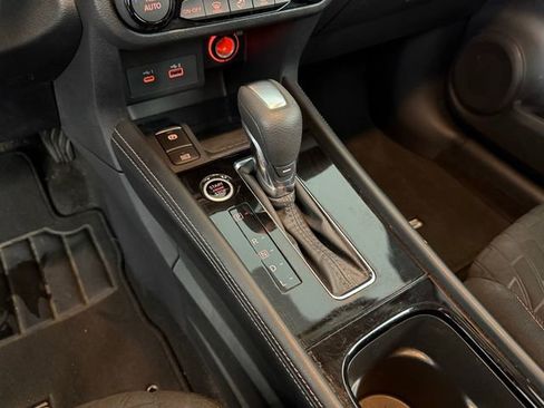 Used 2023 Nissan Kicks SR image 30