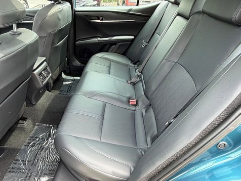 Used 2025 Toyota Camry XSE w/ Premium Plus Package image 35
