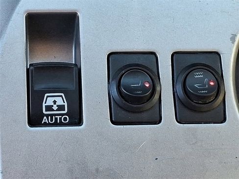 Used 2013 Toyota 4Runner SR5 image 26