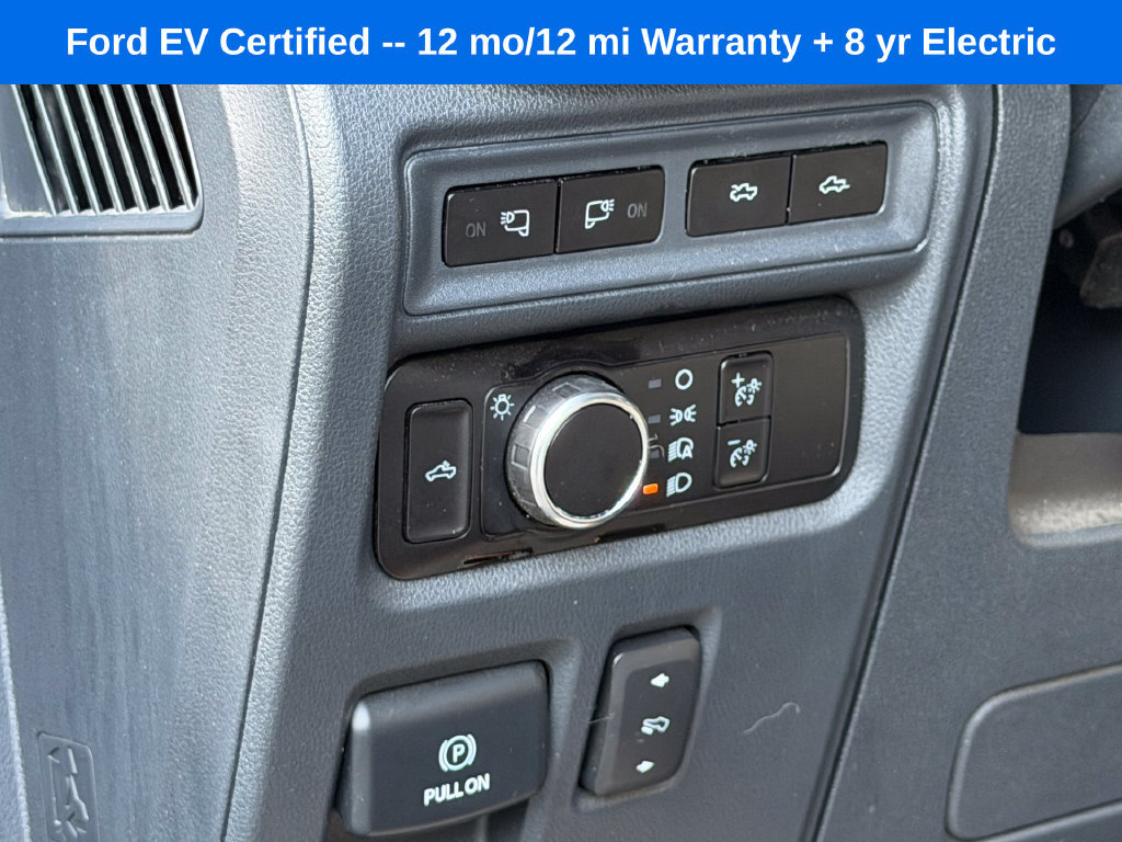 Used 2023 Ford F150 Lightning Lariat w/ Max Trailer Tow Package AWD/4WD image 29