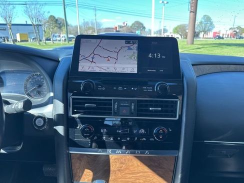 Used 2021 Nissan Armada SL w/ Captain's Chairs Package image 10
