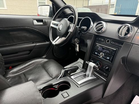 Used 2008 Ford Mustang Premium RWD image 20