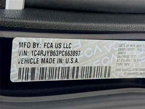 Used 2023 Jeep Grand Cherokee 4WD 4xe image 35