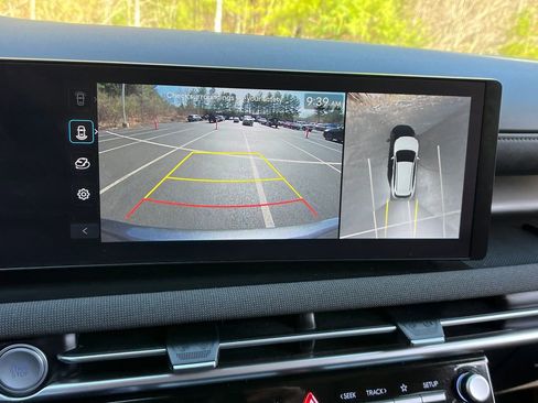 Used 2025 Hyundai Tucson Limited image 19