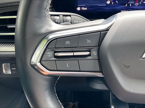 Used 2024 Chevrolet Traverse LT w/ Midnight/Sport Edition FWD image 18