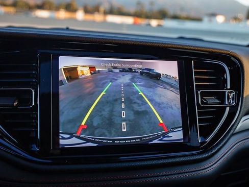 Certified 2025 Dodge Durango GT image 26