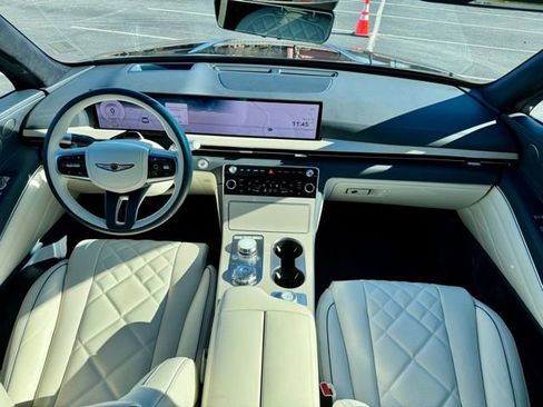 Used 2025 Genesis GV80 3.5T Prestige image 25