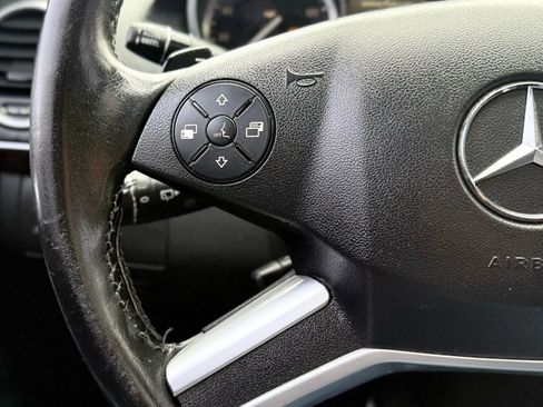 Used 2010 Mercedes-Benz GL 550 4MATIC image 13