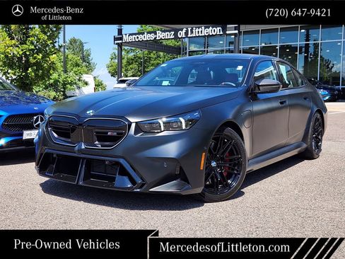 Used 2025 BMW M5 w/ Carbon Package AWD/4WD image 1
