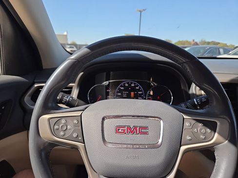 Used 2020 GMC Acadia Denali w/ Denali Ultimate Package image 19