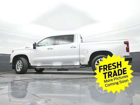 Used 2022 Chevrolet Silverado 1500 LTZ w/ LTZ Premium Package image 39