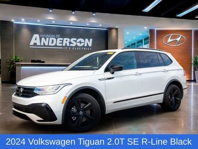 Used 2024 Volkswagen Tiguan SE R-Line