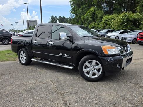 Used 2014 Nissan Titan SL w/ SL Max Utility Package RWD image 2