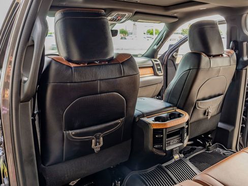 Used 2023 RAM 3500 Limited image 31