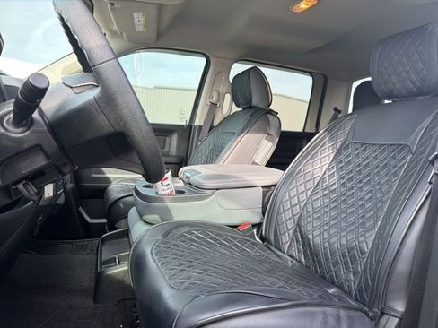 Used 2017 RAM 1500 Express image 15