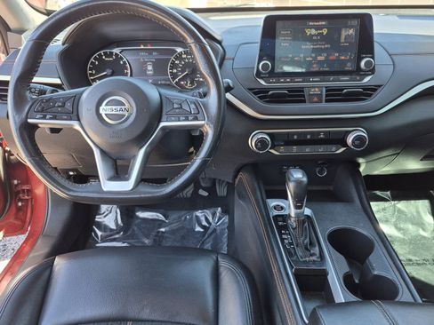 Used 2022 Nissan Altima 2.5 SR FWD image 18