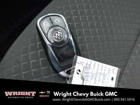 Used 2022 Buick Encore Preferred w/ Safety Package image 33