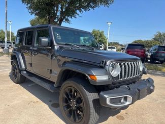 Used 2025 Jeep Wrangler Unlimited Sahara AWD/4WD video 1