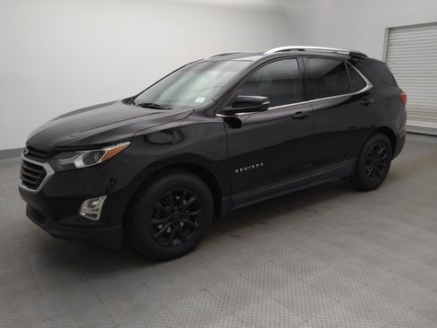 Used 2019 Chevrolet Equinox LT FWD image 2