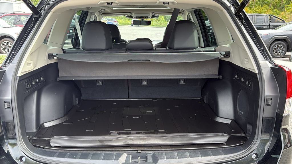 Certified 2024 Subaru Forester Touring AWD/4WD image 30