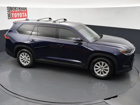 Used 2024 Toyota Grand Highlander AWD image 24