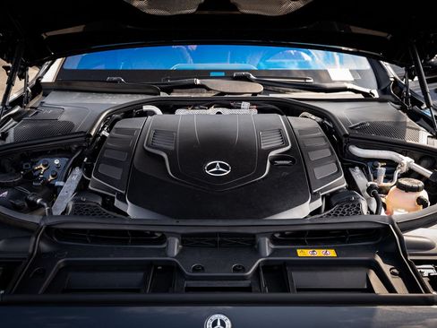 Used 2024 Mercedes-Benz S 580 4MATIC Sedan image 30