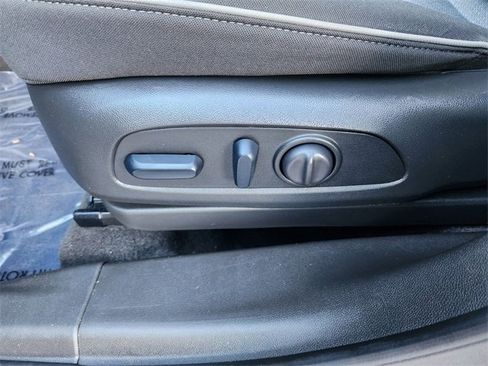 Used 2024 Chevrolet TrailBlazer LT w/ Convenience Package image 19