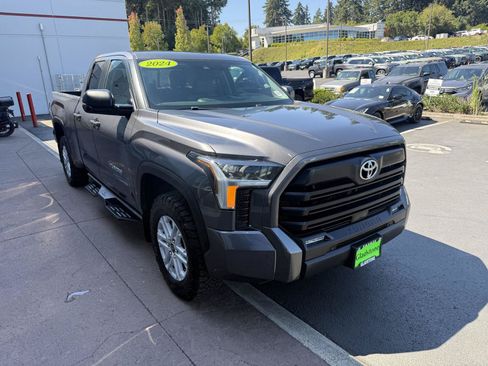 Used 2024 Toyota Tundra SR5 w/ SR5 Premium Package AWD/4WD image 8