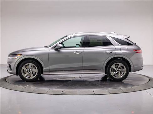 New 2026 Genesis GV70 2.5T Select AWD/4WD image 2