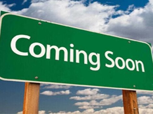 Used 2011 Ford Escape XLT image 2