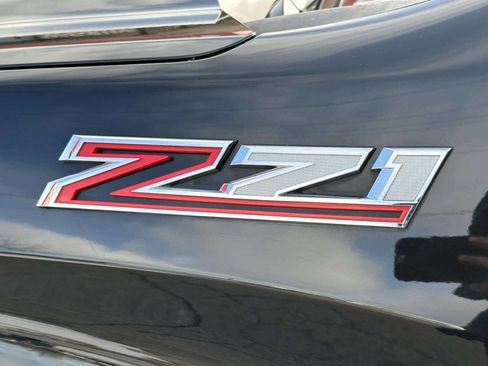 Used 2019 Chevrolet Silverado 1500 LT w/ All-Star Edition image 34