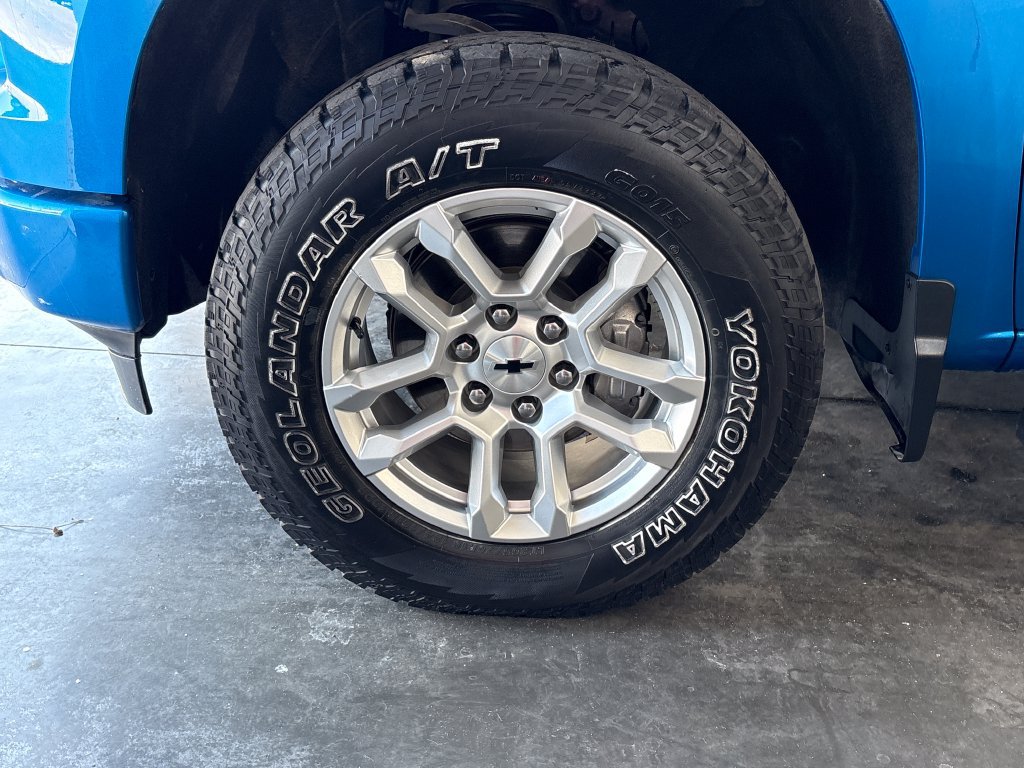 Used 2023 Chevrolet Silverado 1500 RST w/ Convenience Package II AWD/4WD image 37