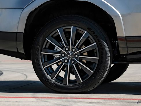 Used 2025 Lexus GX 550 w/ Accessory Package (2T) image 98