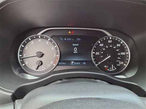 Certified 2025 Nissan Frontier SV w/ SV Convenience Package image 11