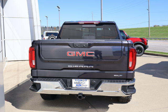 Used 2024 GMC Sierra 1500 SLT w/ SLT Premium Plus Package AWD/4WD image 4