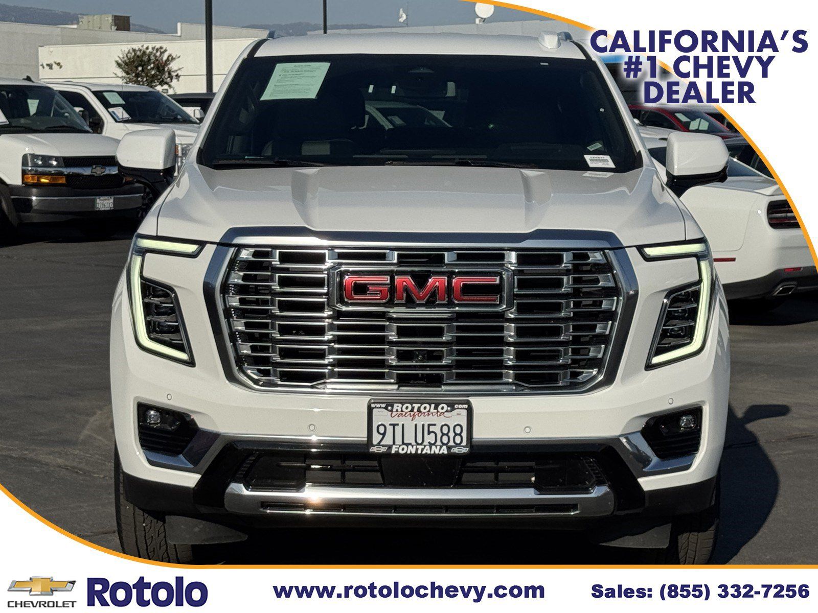 Used 2025 GMC Yukon XL Denali AWD/4WD image 2