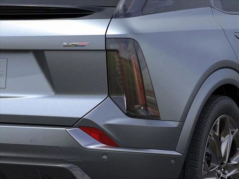 New 2026 Cadillac Optiq V image 11