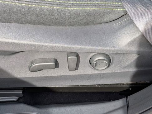 Used 2025 Subaru Outback Onyx Edition image 17