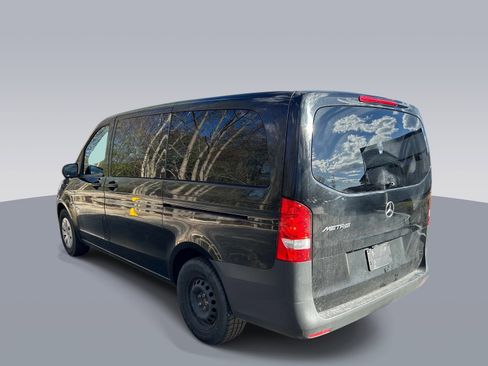 Used 2023 Mercedes-Benz Metris Passenger image 5