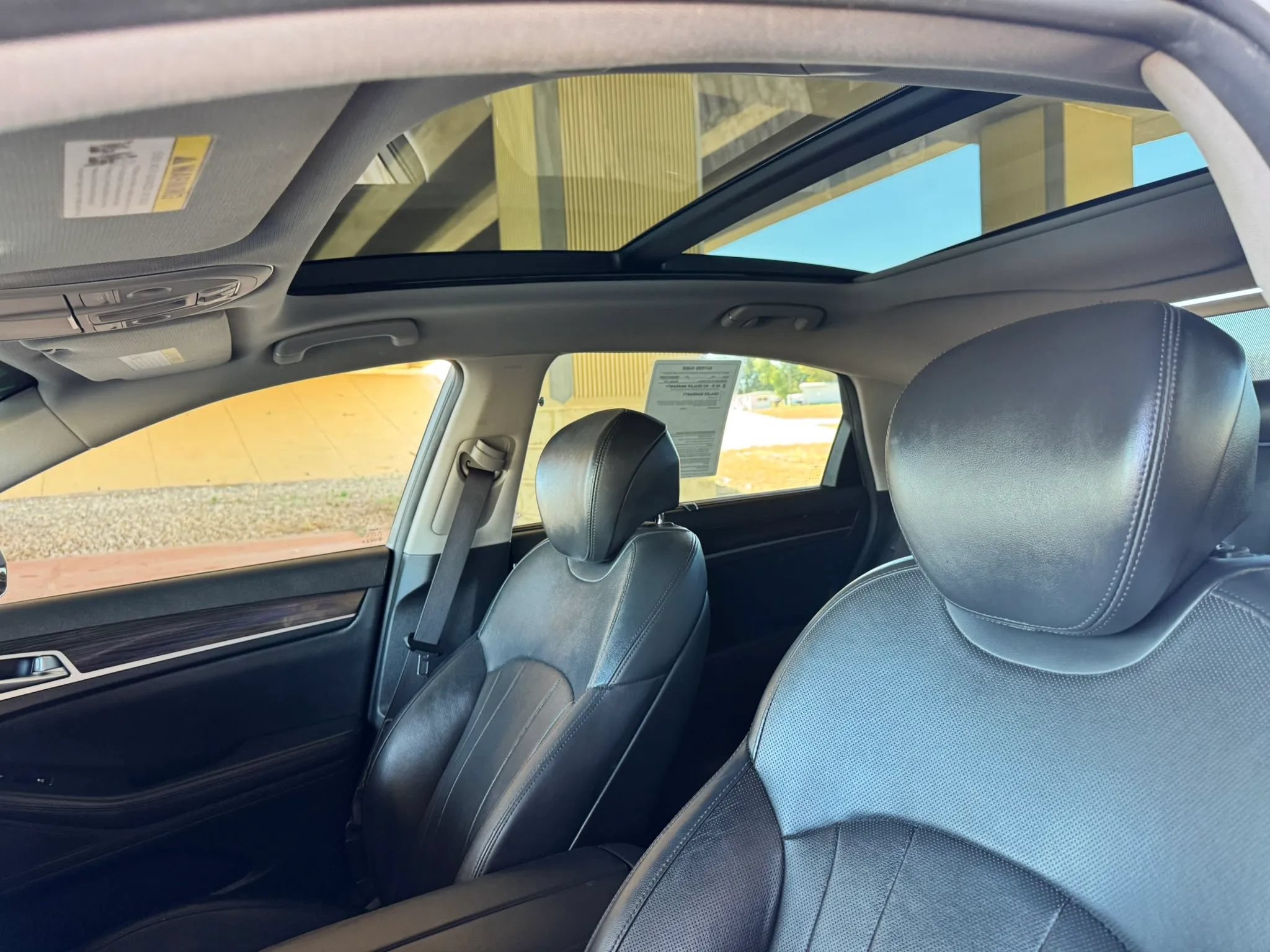 Used 2018 Genesis G80 3.8 w/ Option Group 02 RWD image 17