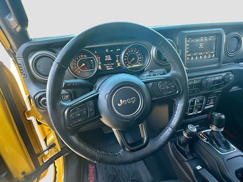 Used 2018 Jeep Wrangler Unlimited Sport S AWD/4WD image 12