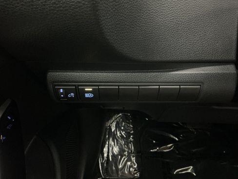 Used 2022 Toyota Corolla XSE w/ Carpet Mat Package (TMS) FWD image 39