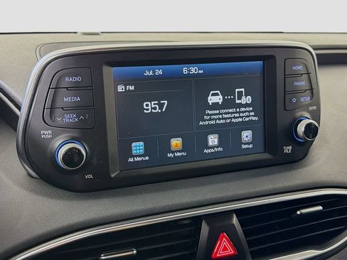 Used 2019 Hyundai Santa Fe Limited FWD image 18