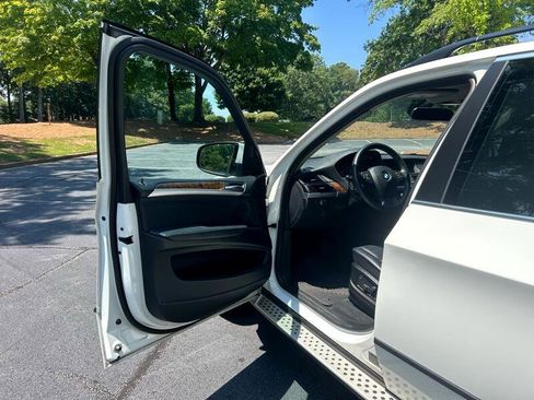 Used 2013 BMW X5 xDrive35i image 11