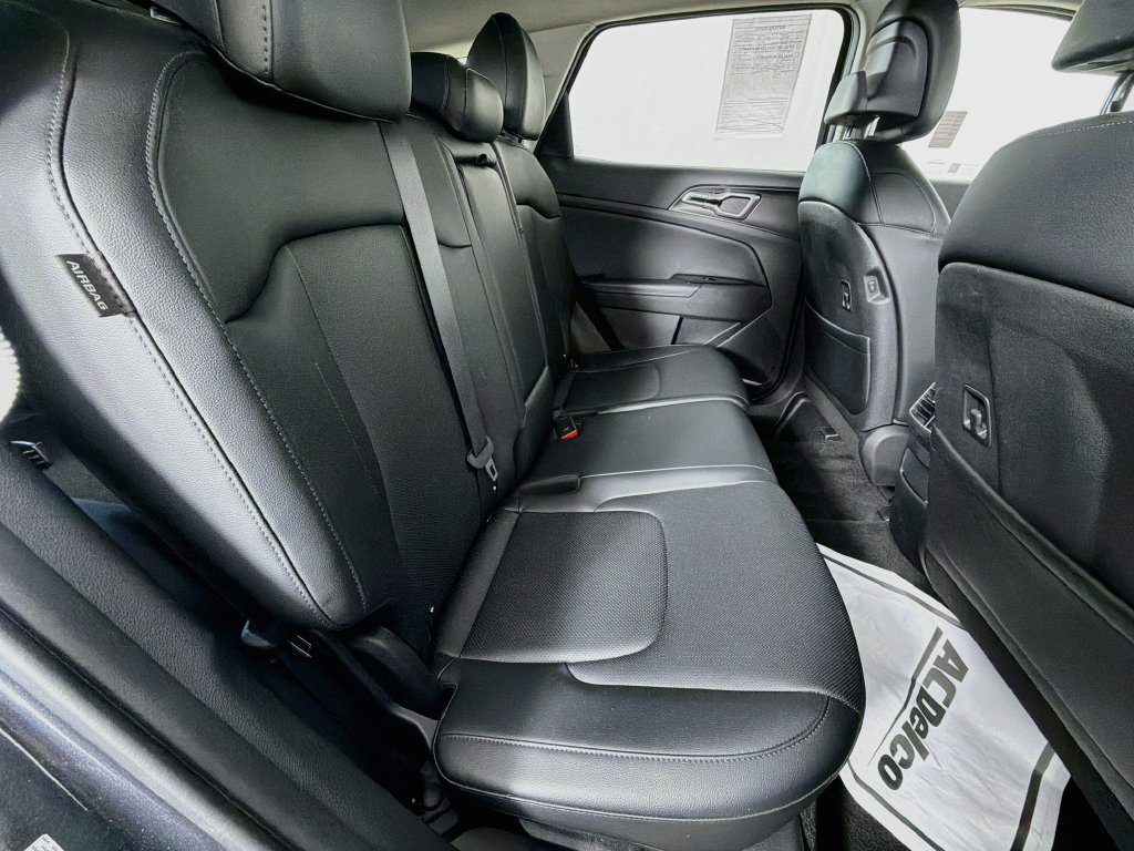 Used 2024 Kia Sportage EX AWD/4WD image 26
