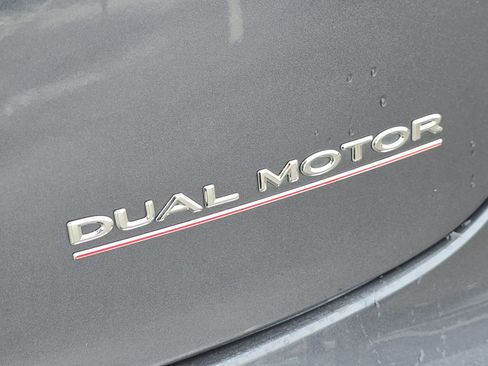 Used 2023 Tesla Model 3 Performance image 12