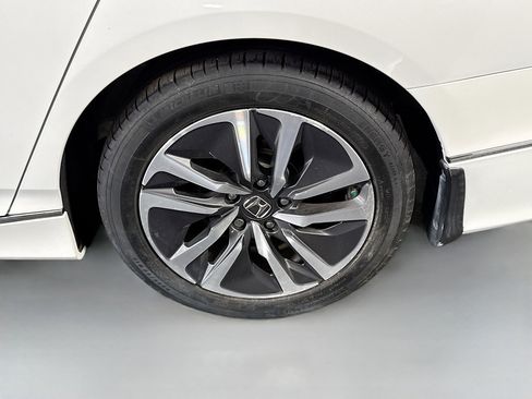 Used 2022 Honda Accord EX-L image 37